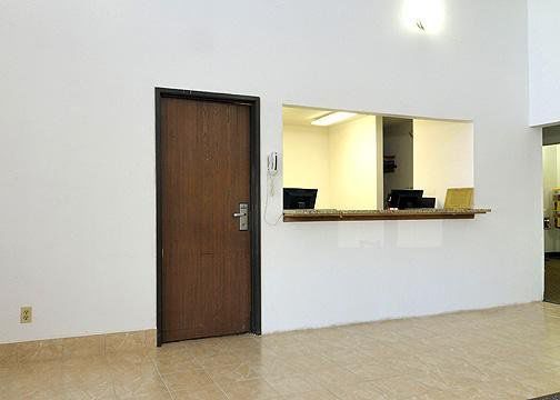 Baymont By Wyndham Beloit Hotel Interior photo